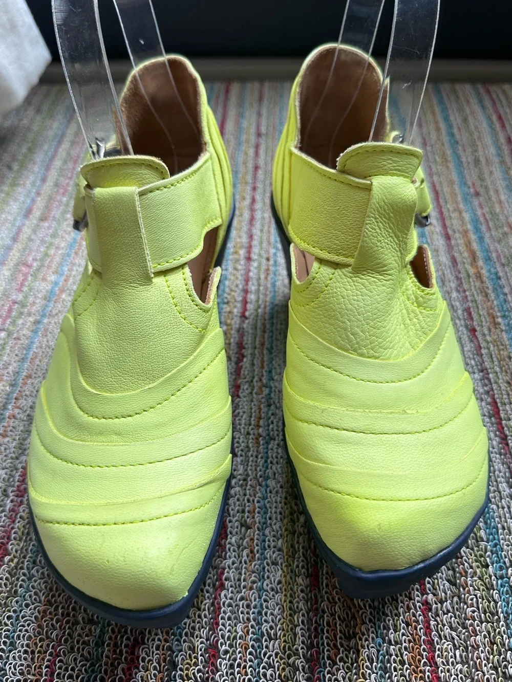 Fluevog EXCELLENT Mellow Bossa Nova neon yellow platform T-strap heel-7 (fit 6.5